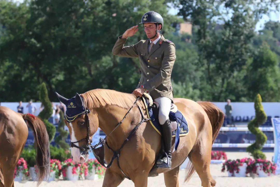 头条2021西班牙奥利瓦地中海马术巡回赛150cm大奖赛意