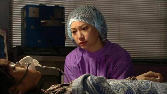 雷霆扫毒:陈家碧深夜探访高希璇,诉说心事泪流不止