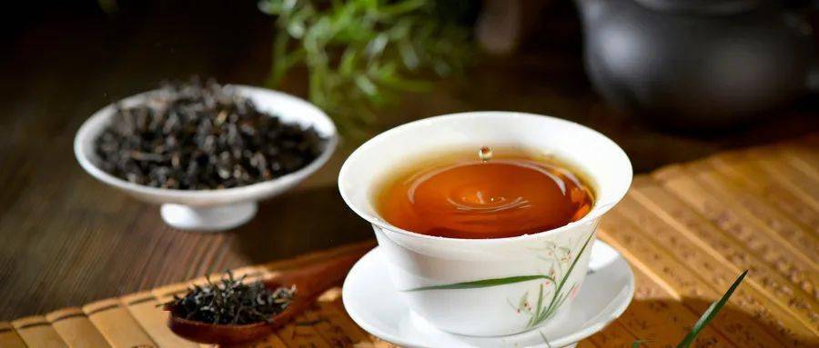 喝什么茶能缓解口苦 4feeb0f413e14bcfbee16ab09eef029b.jpeg