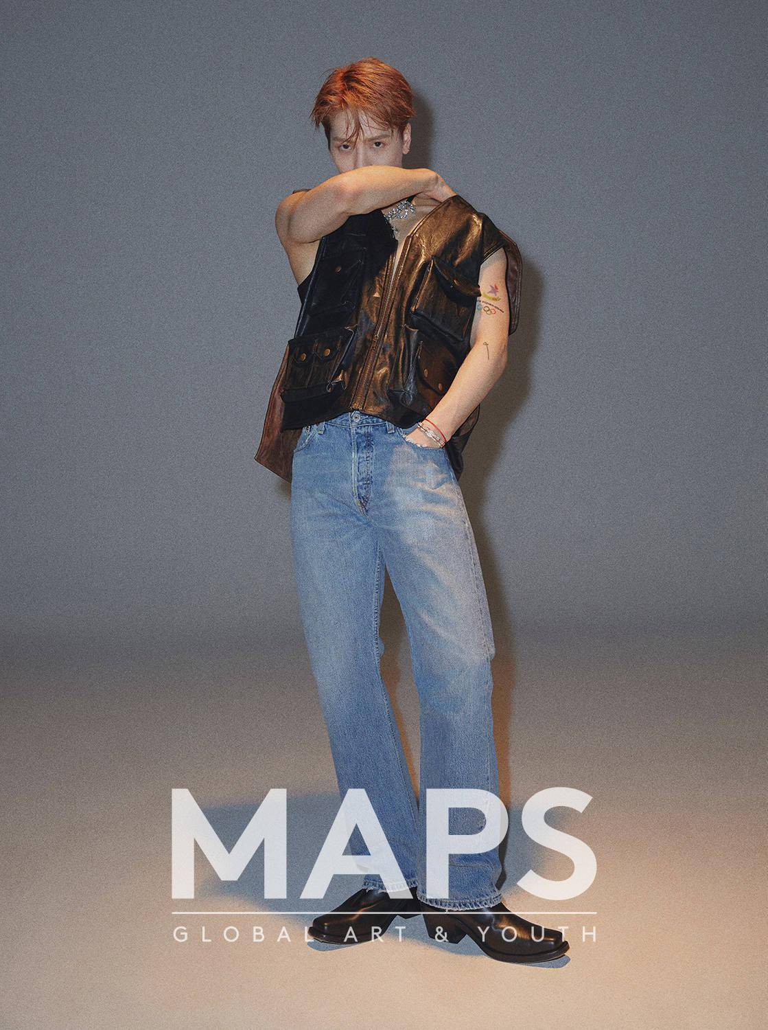 王嘉尔《maps》杂志三月刊画报大放送