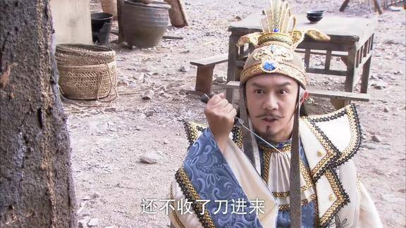 薛平贵与王宝钏平贵以死威胁王宝钏开门她果然心软打开了门