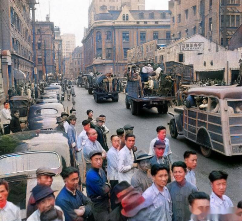 旧时光影像:1949年上海,解放前夕的市井生活影像