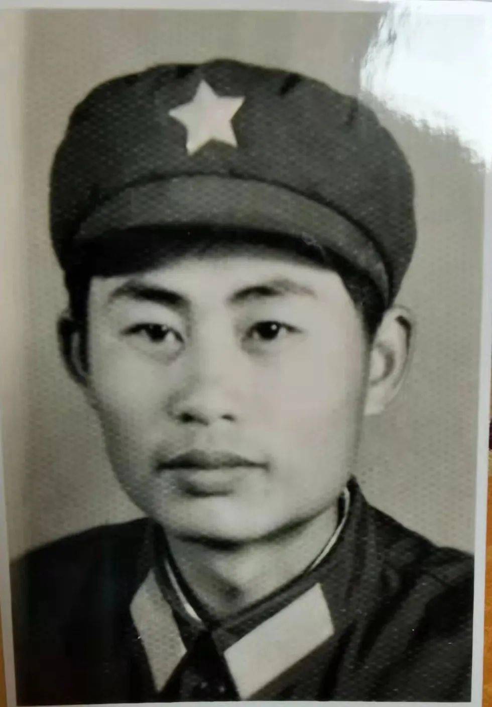 从卫国戍边到守护光明,他的故事让人泪目_徐维良