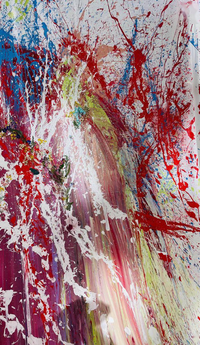 朱正廷昨晚上线汇报神秘工作 疑似大艺术家朱贝贝的新画作