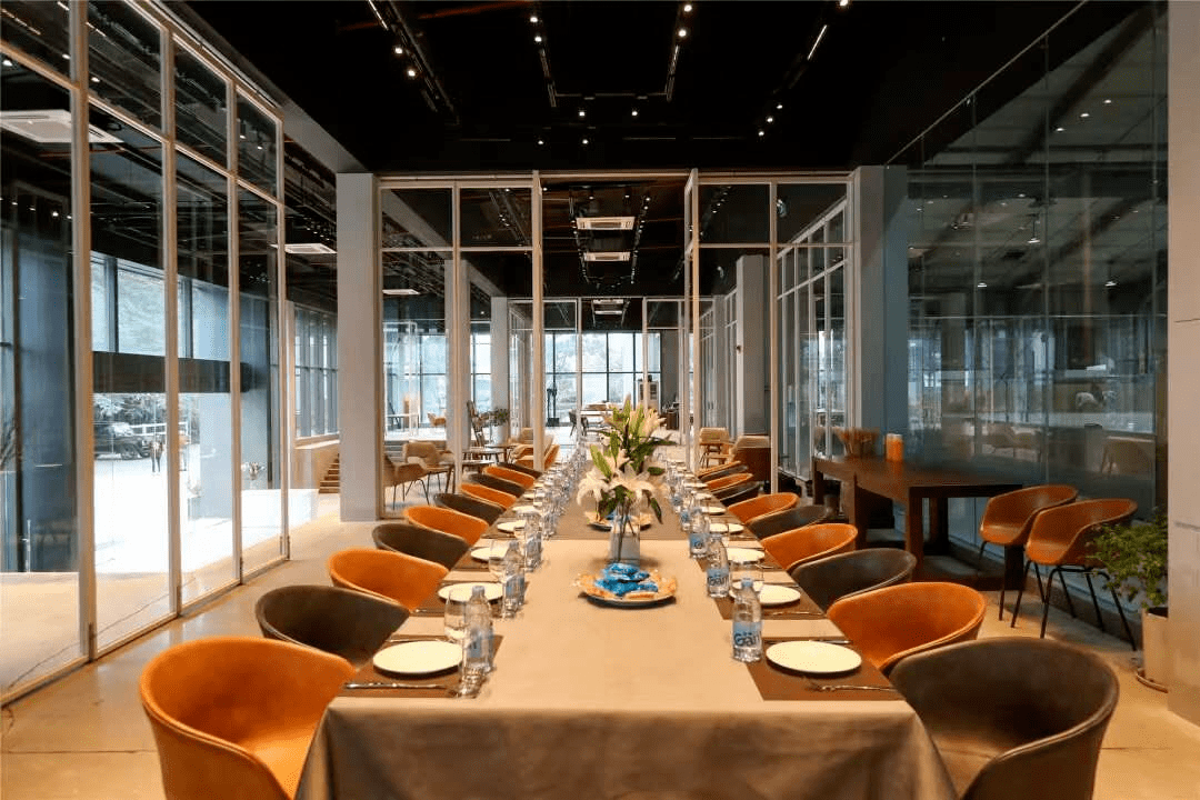 深圳仁孚奔驰shesmercedes马背上的艺术沙龙私享会招募中