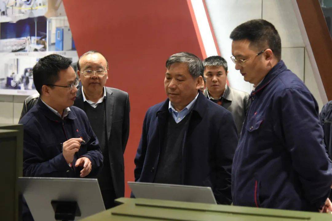 中机国际工程设计研究院有限责任公司总经理易凡一行来湖南云箭调研