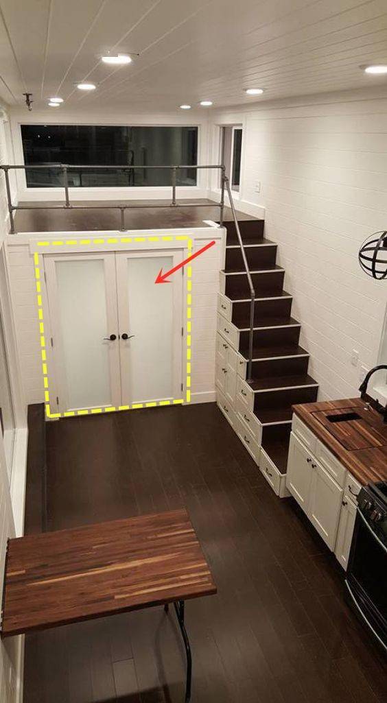 门洞上打了个深1米框延伸出收纳型楼梯我都想马上学回家了