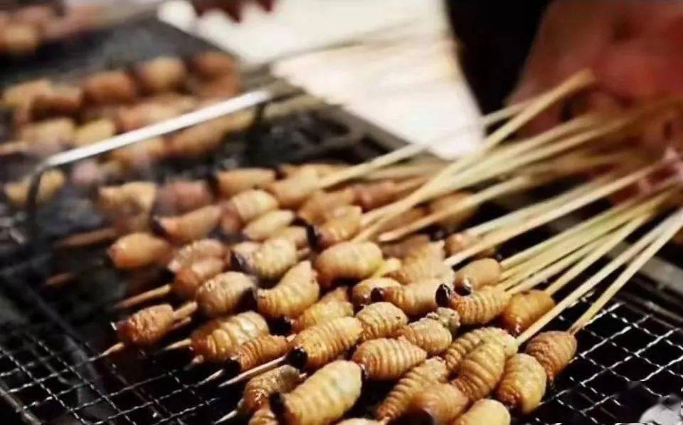 超级美味的椰子虫在龙川佗城古镇可以吃到啦