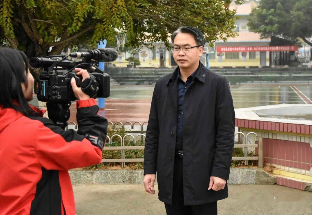 柳城县实验小学教育集团校长杨智生:2021年春学期如期开学了,在开学之