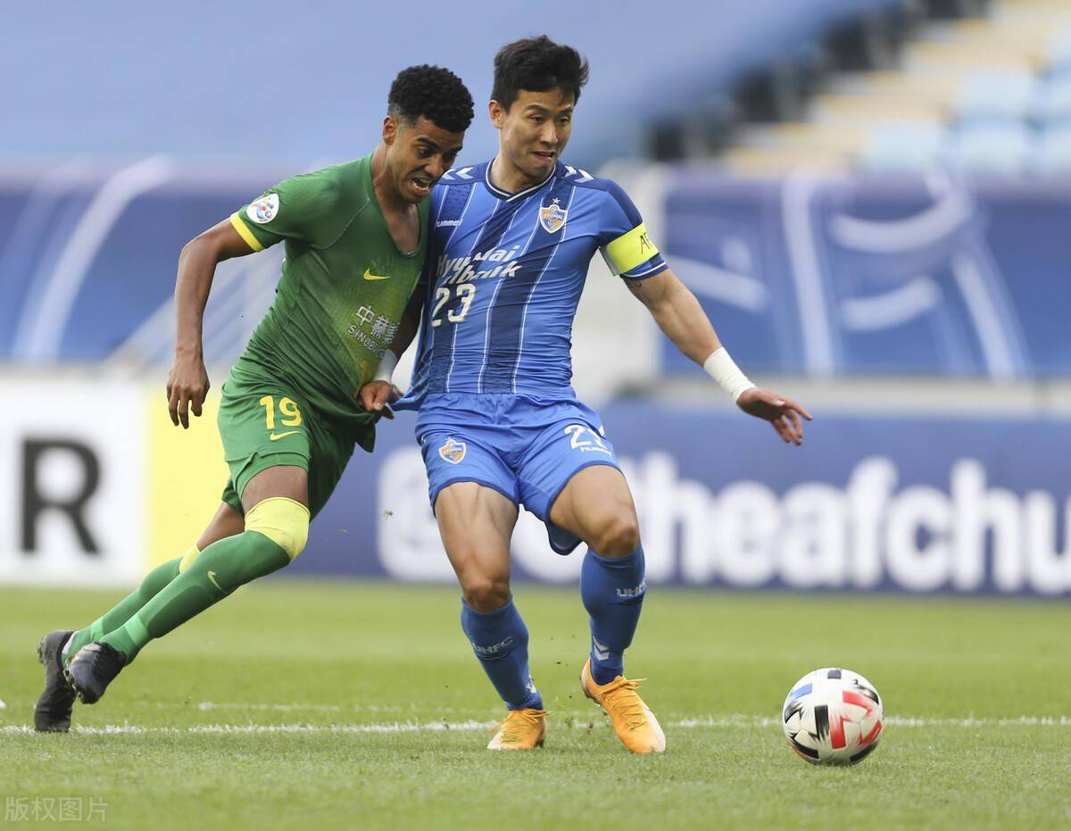 亚冠排行_亚冠也有危机!中超亚冠排名或被韩国超越,明年可能两队踢附加赛