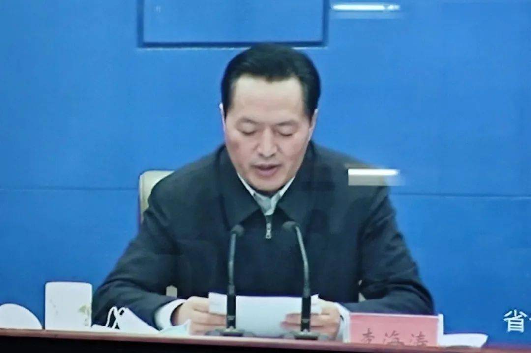 县委常委,政府副县长李水泉,县人大常委会副主任赵伟东及相关部门负责