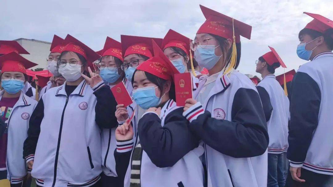 你好,18岁!围观京山高三学子成人礼