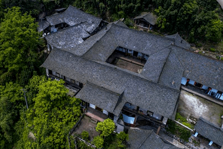石堰镇人口_长寿石堰镇中学(2)