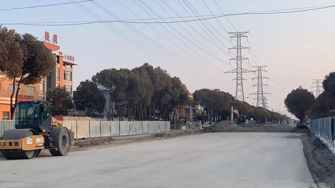 戴南gdp_中国gdp增长图(2)