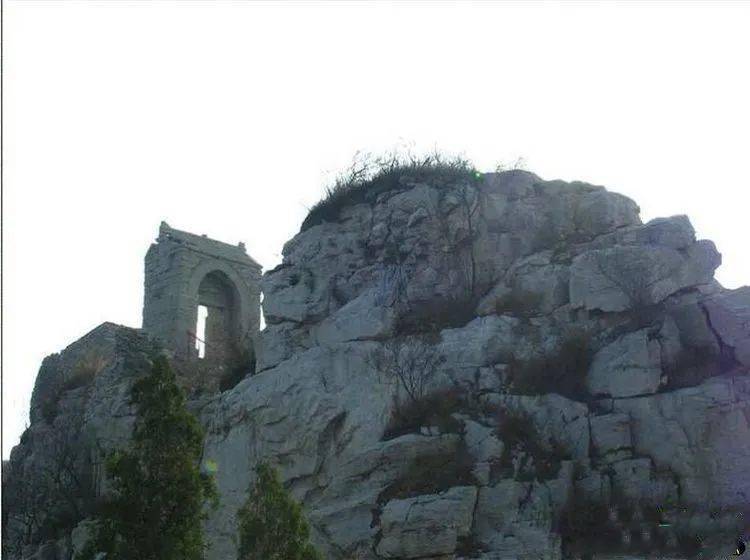 3月7日周日随小脚印来长清马山探穿心洞登顶天阶