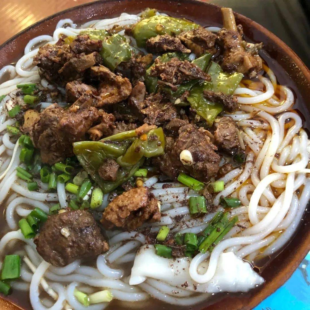 我和我的家乡怀化来千玺的家乡嗦粉咯