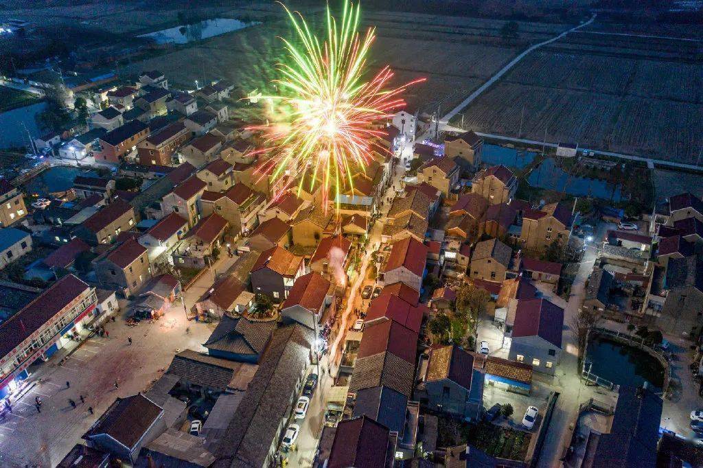 南京首次上榜gdp十强城市央视_南京各区gdp