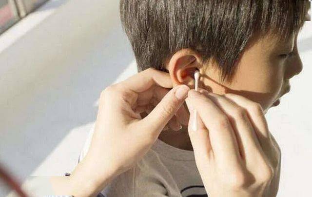 爱耳,聆听世界的美好 | 粥店中心幼儿园"爱耳日"宣传_耳朵