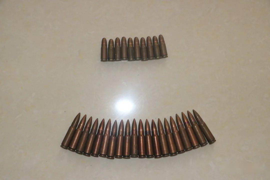 临泽一名群众主动上交子弹30发