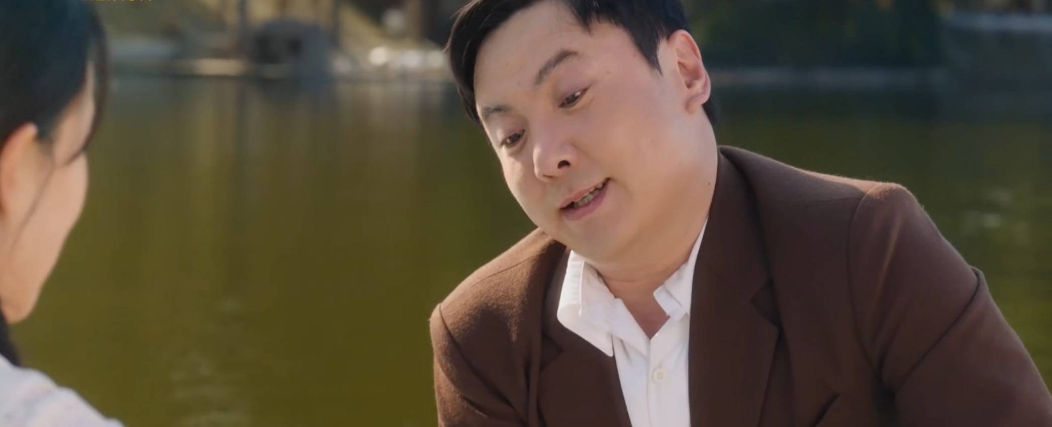 原创电影《你好,李焕英》中,最有资格做"爸爸"的是谁?