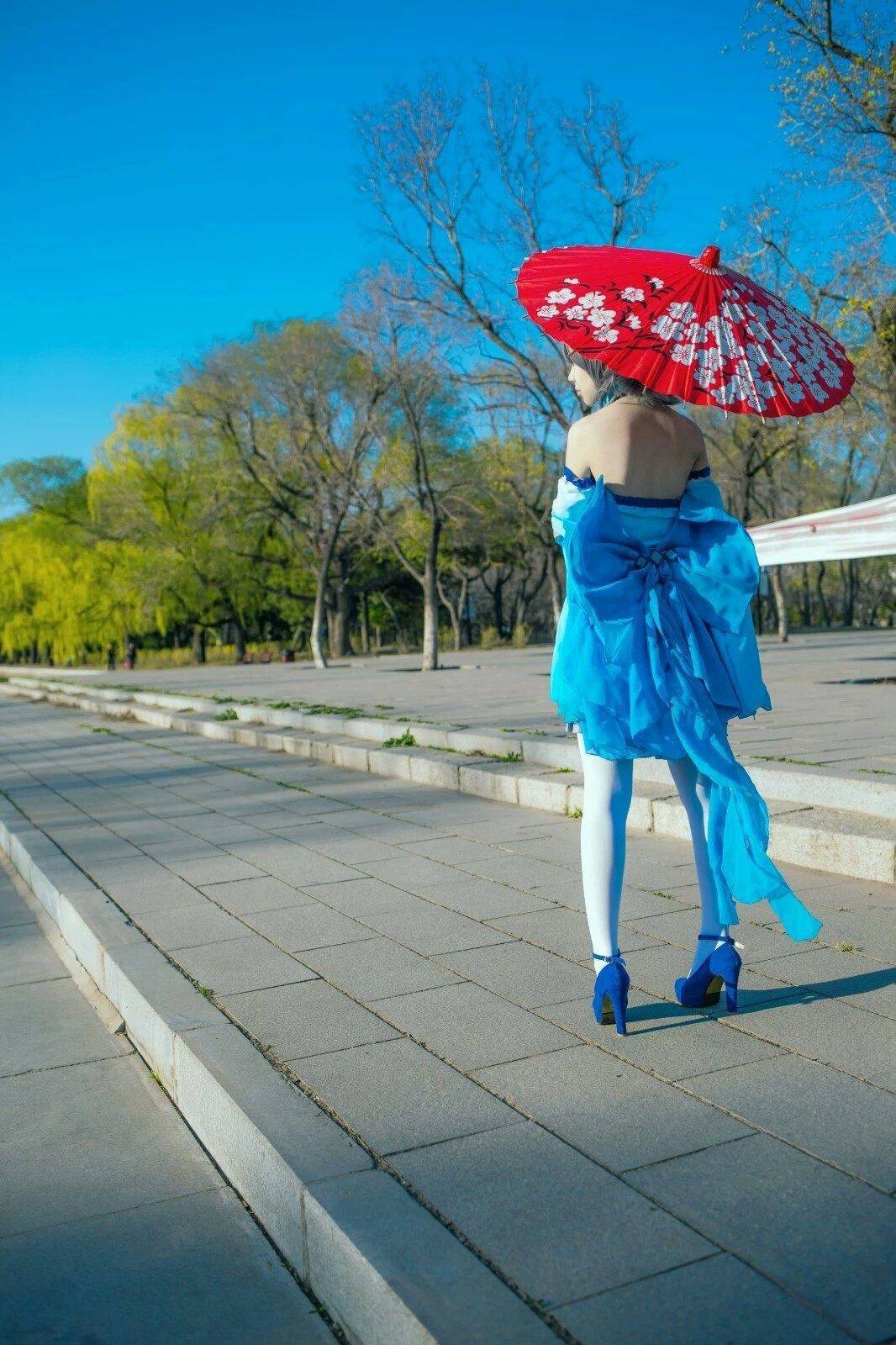 流鱼惊鹊洛天依cosplay