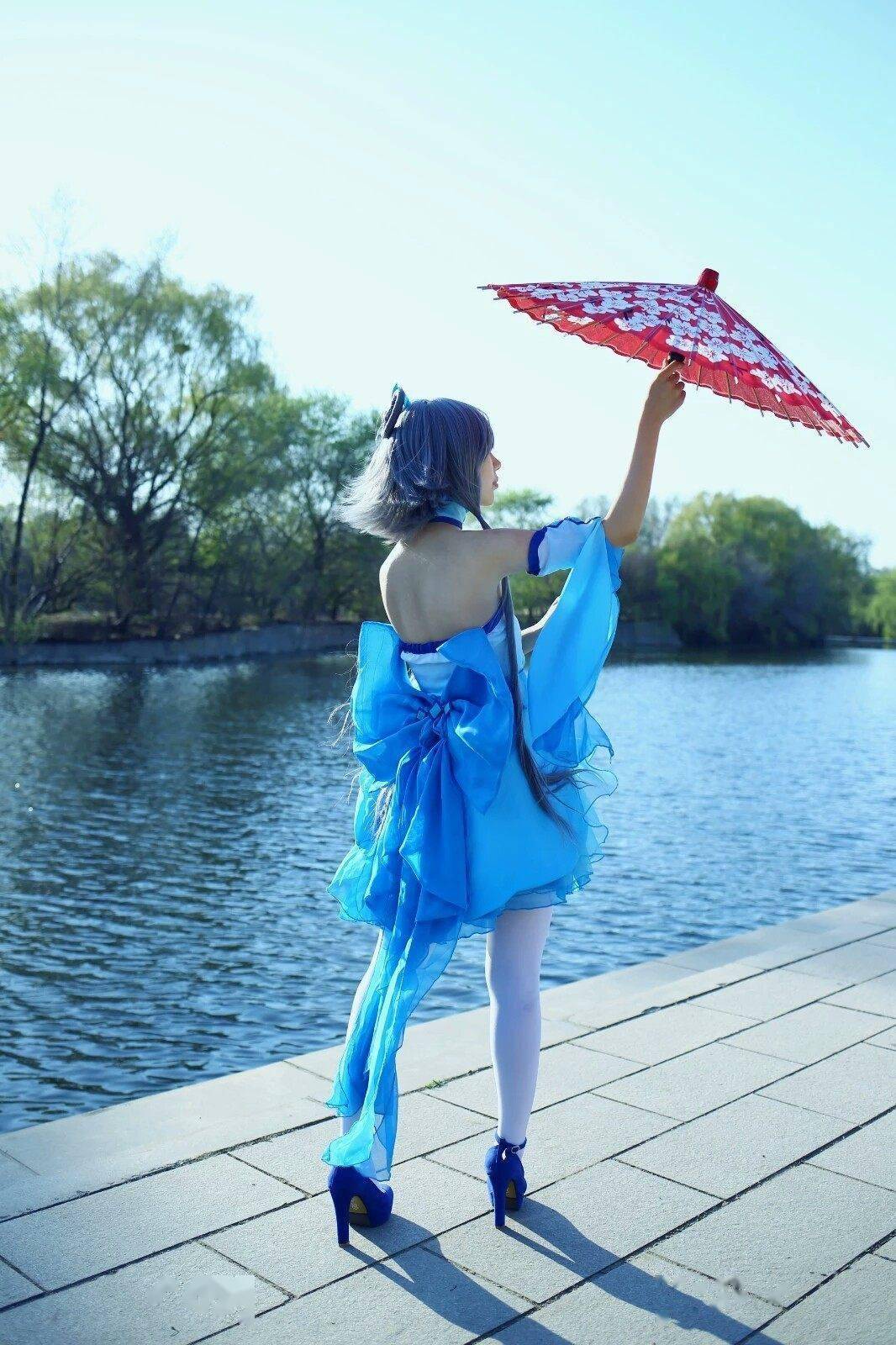 流鱼惊鹊洛天依cosplay