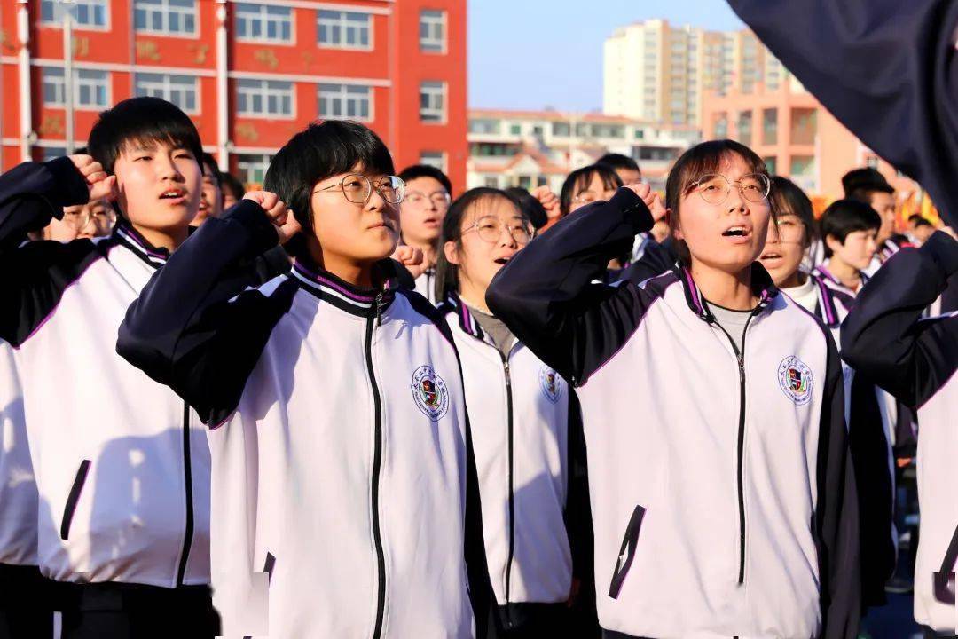 征途漫漫唯有奋斗全国多家媒体报道太谷二中启航学校