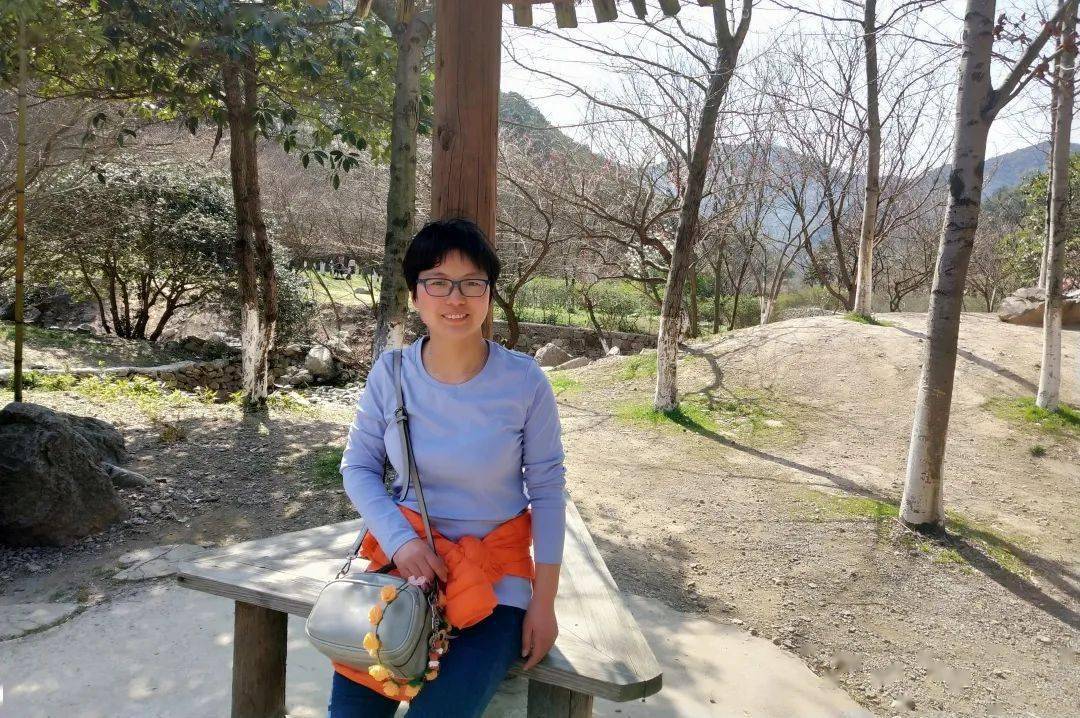 芳华新时代履职新征程龙山镇新一届村级妇联主席亮相