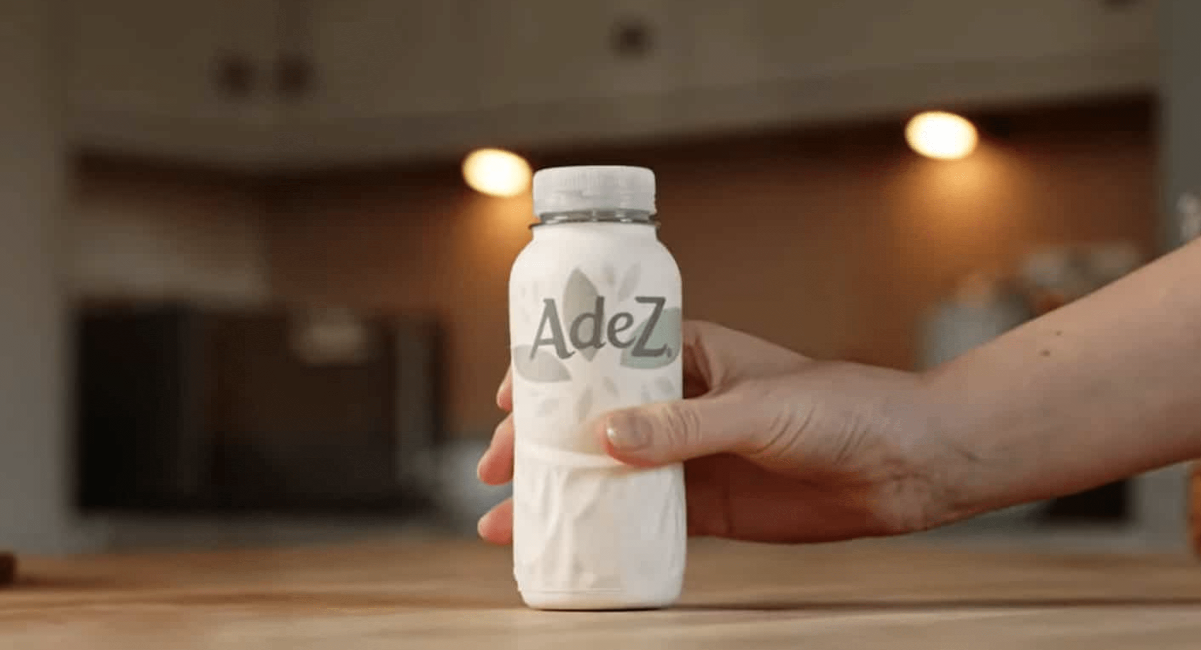 喜茶的纸吸管还没消失,可口可乐的纸瓶子又要来了