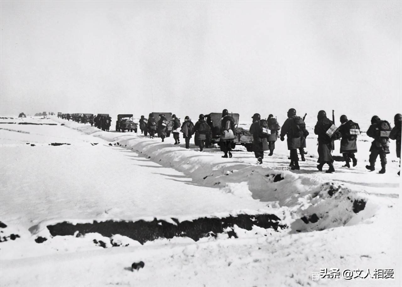 长津湖位于朝鲜东北部的盖马高原上,此地平均海拔1200米,被称作是朝鲜