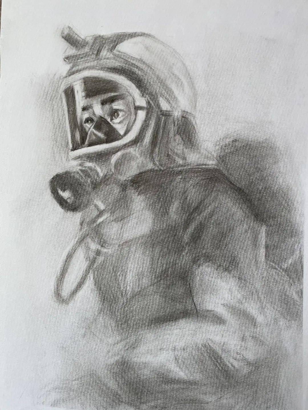 消防员素描 绘画图片