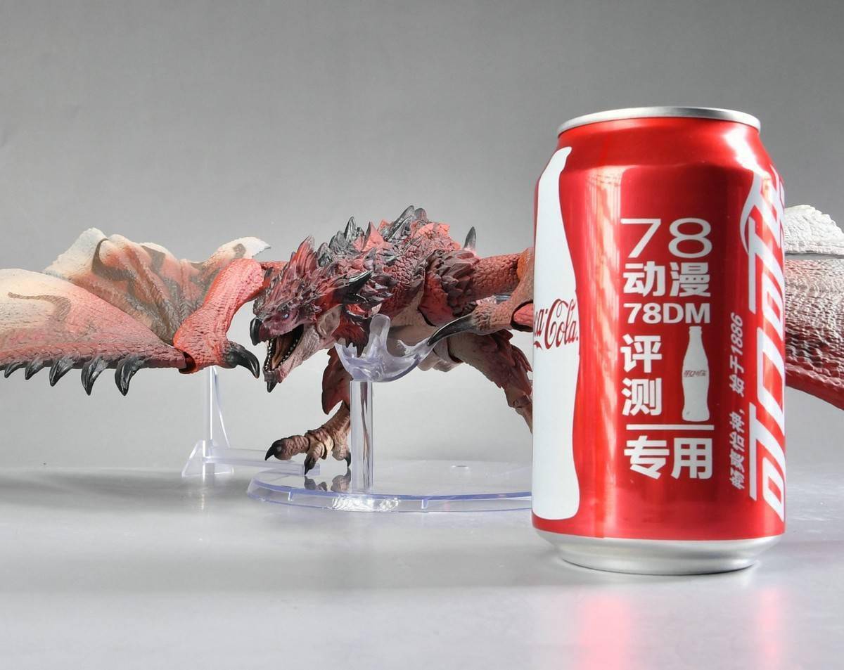 78官测万代shm雄火龙