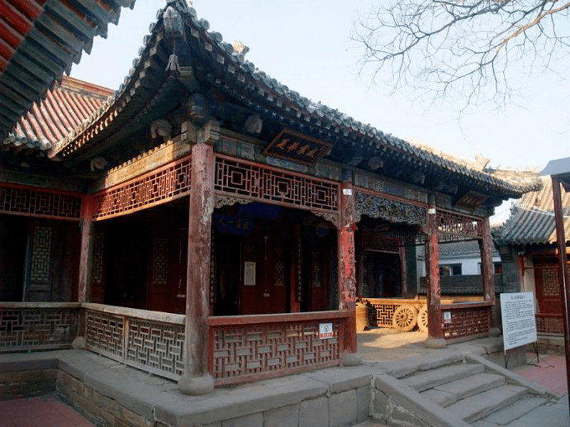 一代著名诗人郭小川的故里,诗人的故居坐落在石桥胡同路南的一处小院