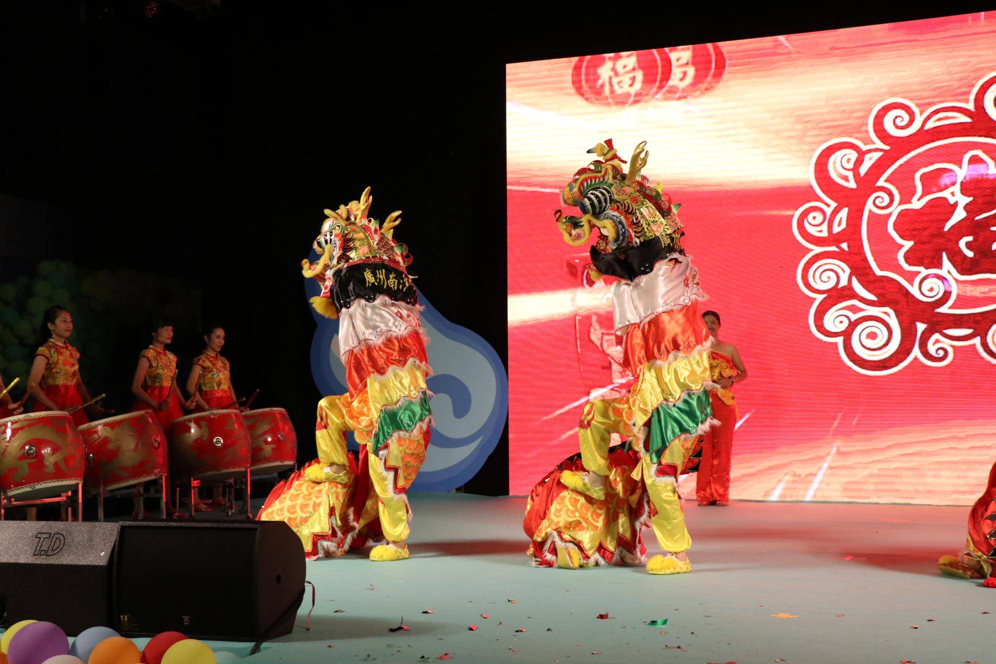 打破固有印象传男也传女黄阁女性麒麟队好犀利