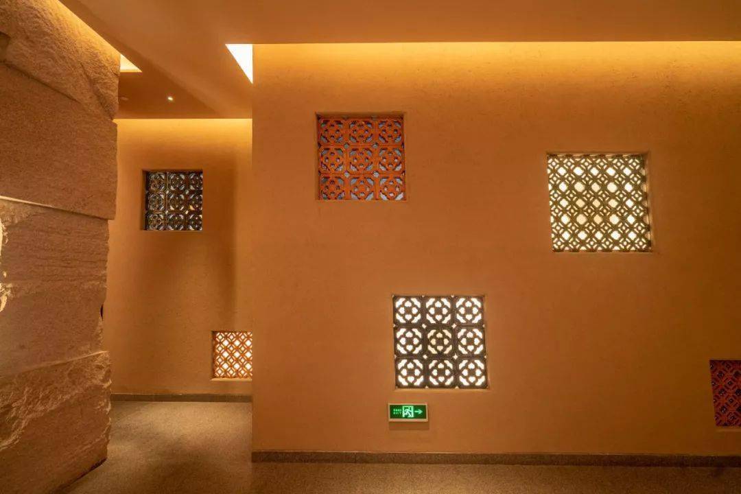 租吸氧机怎么收费¥699起睡云端凯悦酒店，打卡上海最美图书馆&网红剧院！_https://www.jmylbn.com_新闻资讯_第53张