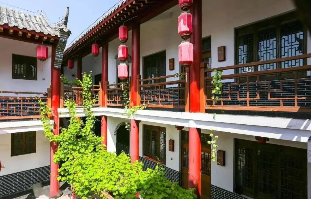 二:景区特色民宿一:景区环境游览燃爆你的朋友圈!