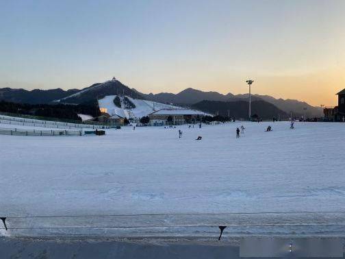 雪季收官 客流回暖 京城滑雪场借冬奥契机加速提质升级