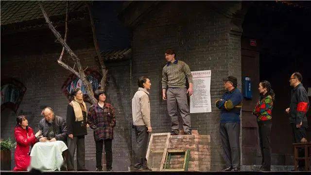 短剧邻家故事，免费观看，尽享家庭娱乐，邻家故事，免费观看的家庭娱乐短剧