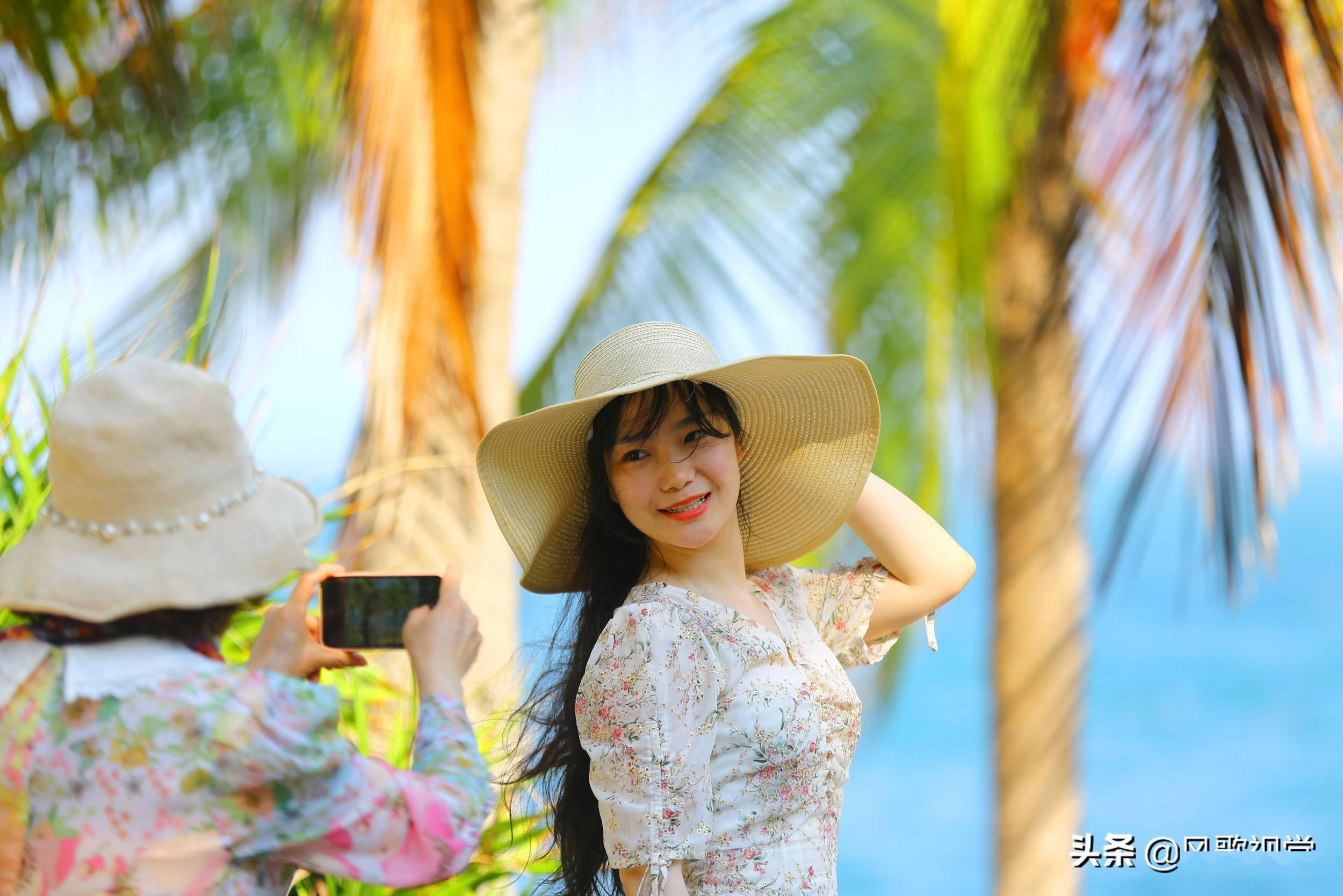 三亚南山她旅游热乐享春光