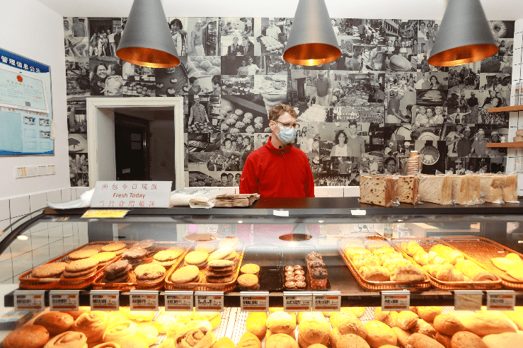 潇湘晨报20岁 | 德国夫妇的"无声面包店"10年资助数十名聋哑人士,有人