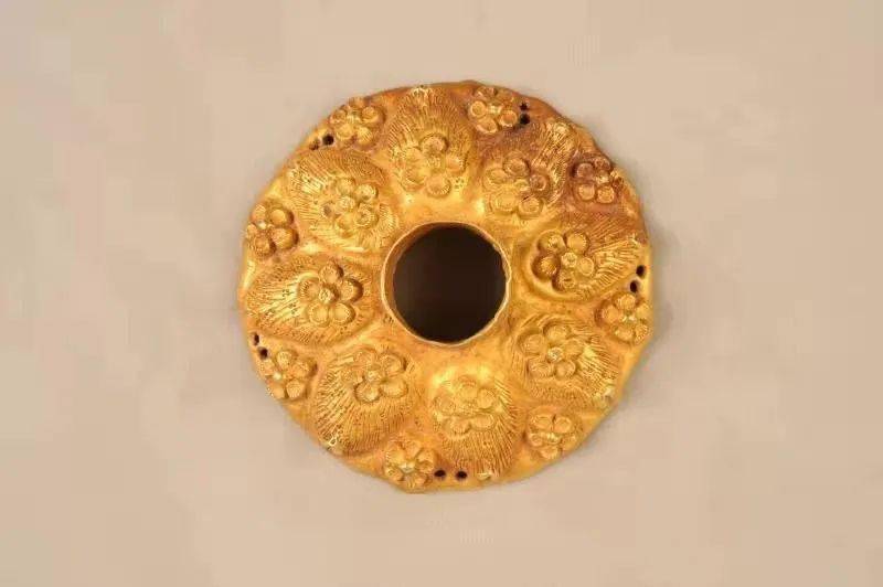 传历史记忆展黑土风采之龙博珍藏篇金帽顶饰