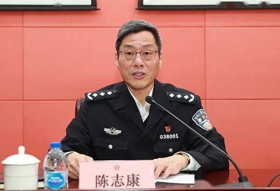 杨浦公安分局召开队伍教育整顿动员部署会暨政治教育专题辅导讲座