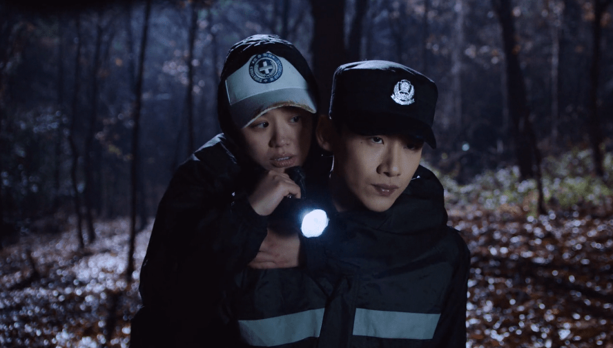 城池营垒首播马思纯演技自然白敬亭演特警人设又苏又带感