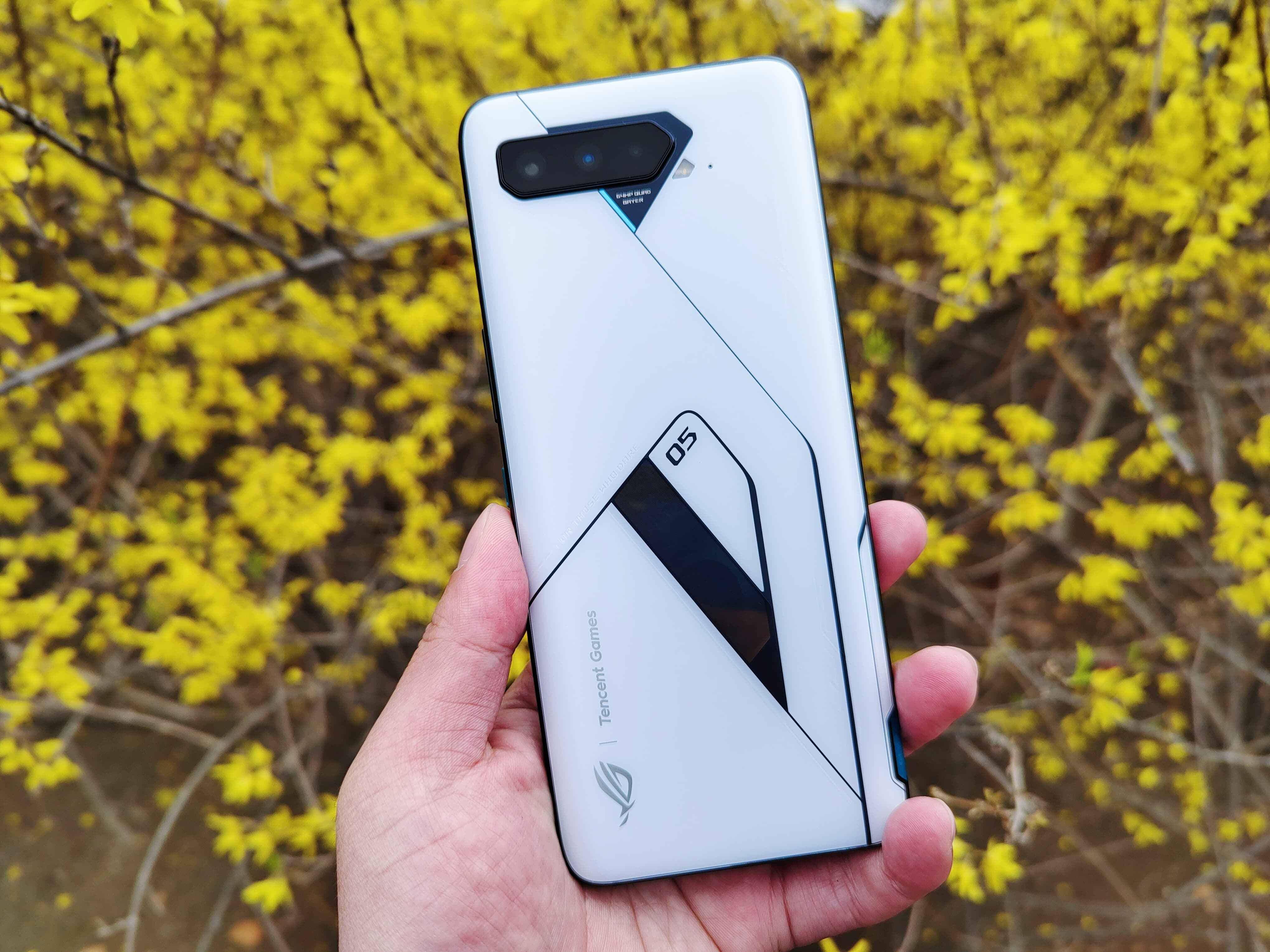 或许是骁龙888的最佳归宿腾讯rog游戏手机5幻影评测