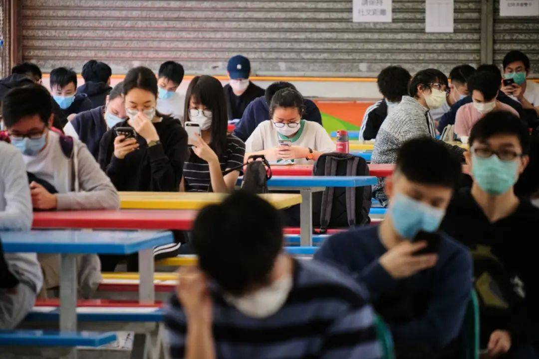 消息 香港三大24年招dse考生倾向计三科选修 摘星