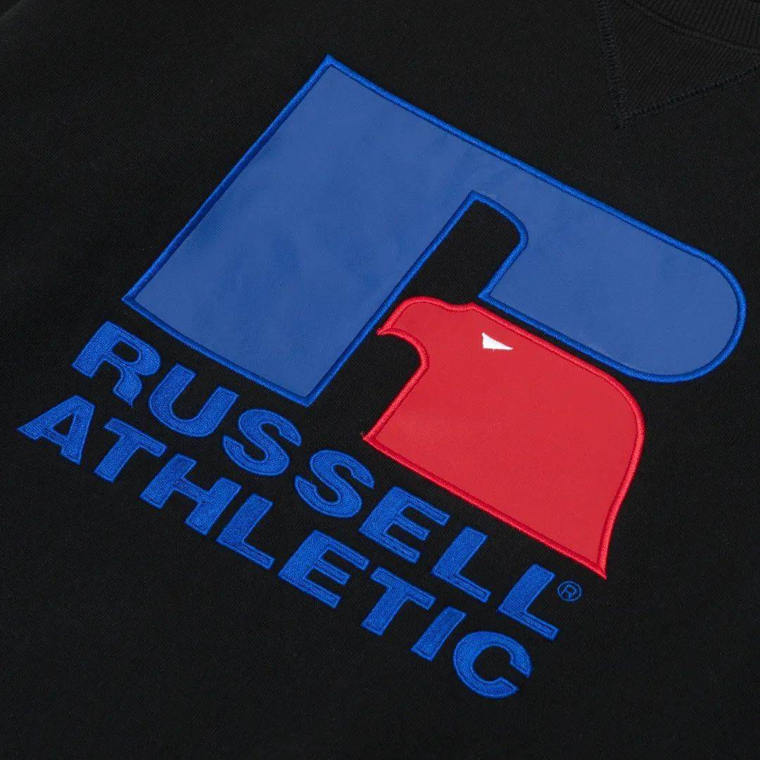 卫衣鼻祖russellathletic仅凭logo便足以玩潮