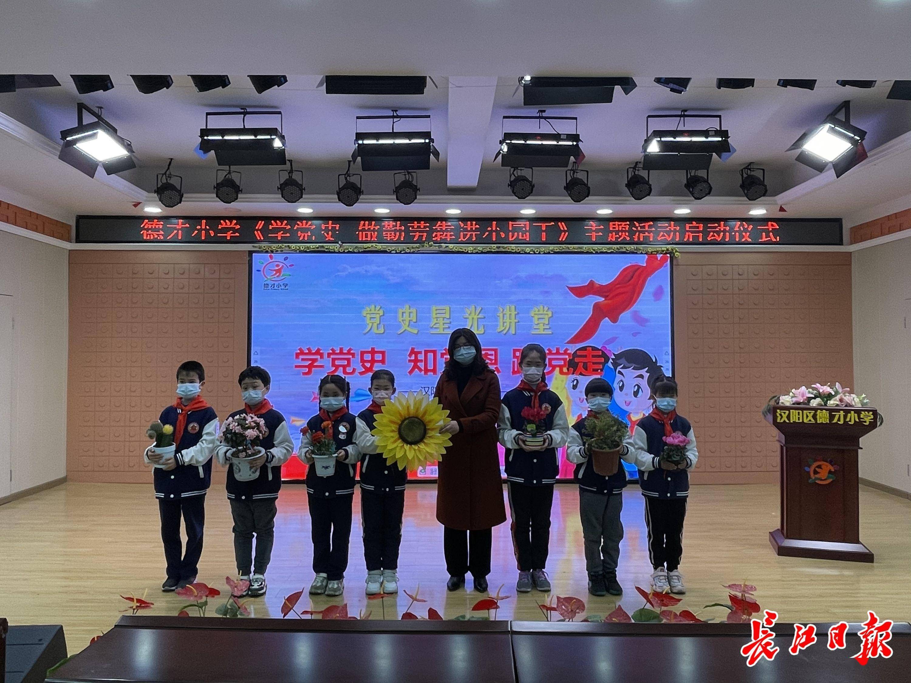 植物小说玄幻排行_贵州发现十余株珍稀植物水晶兰:小说中称之为“死亡之花”(2)