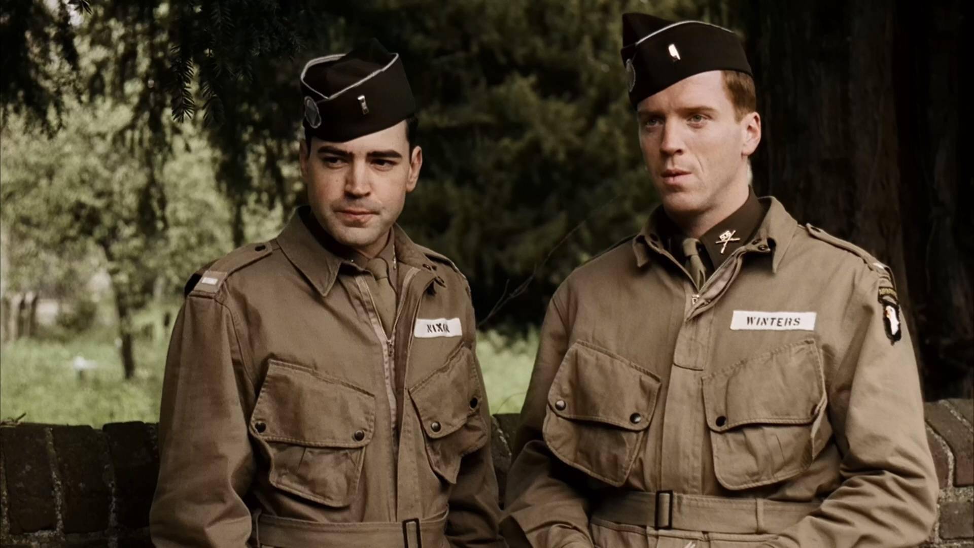 《兄弟连》路易斯的运气有多好?在敌后作战,没开一枪都能活下来