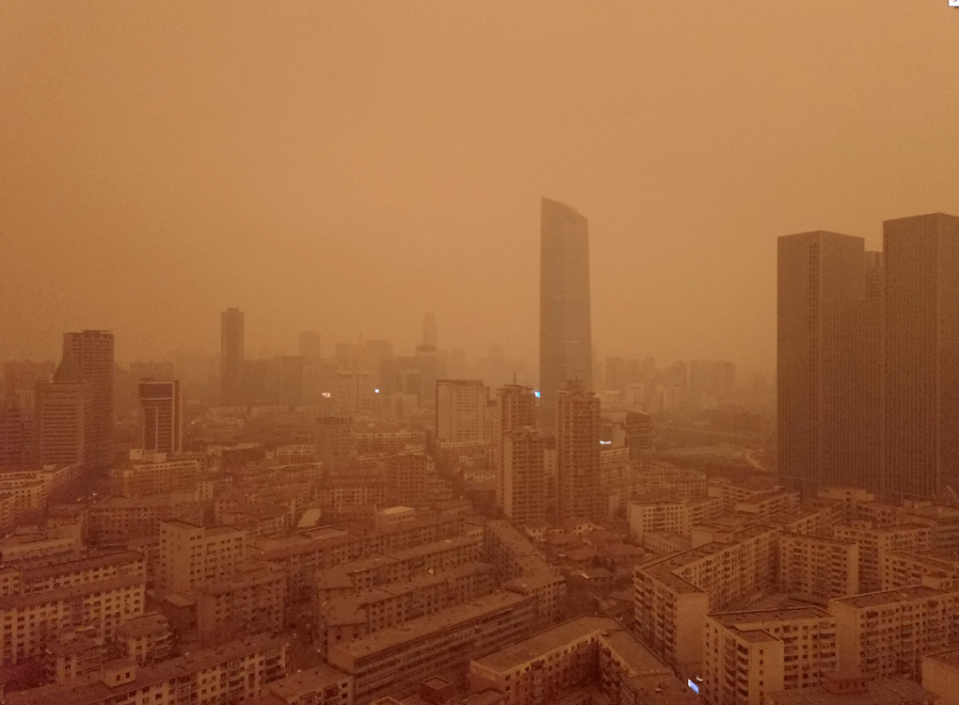 浮尘,扬沙天气袭沈!降雨 大风!局地最低气温重回零下_沙尘暴