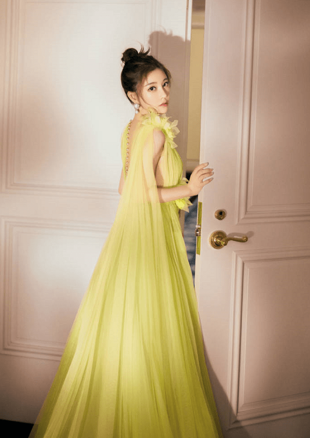 如果吐槽大会邀请冯提莫前去参加,相信冯提莫一定会点